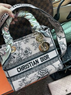 （分類：）位於 。 由 myotherbaghk 提交（商品編號 1221131552，圖片 1）。簡介： 。