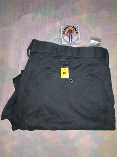 DOCKERS LEVI'STRAUSS & CO. SLACK 
ORIGINAL 
W45 L40