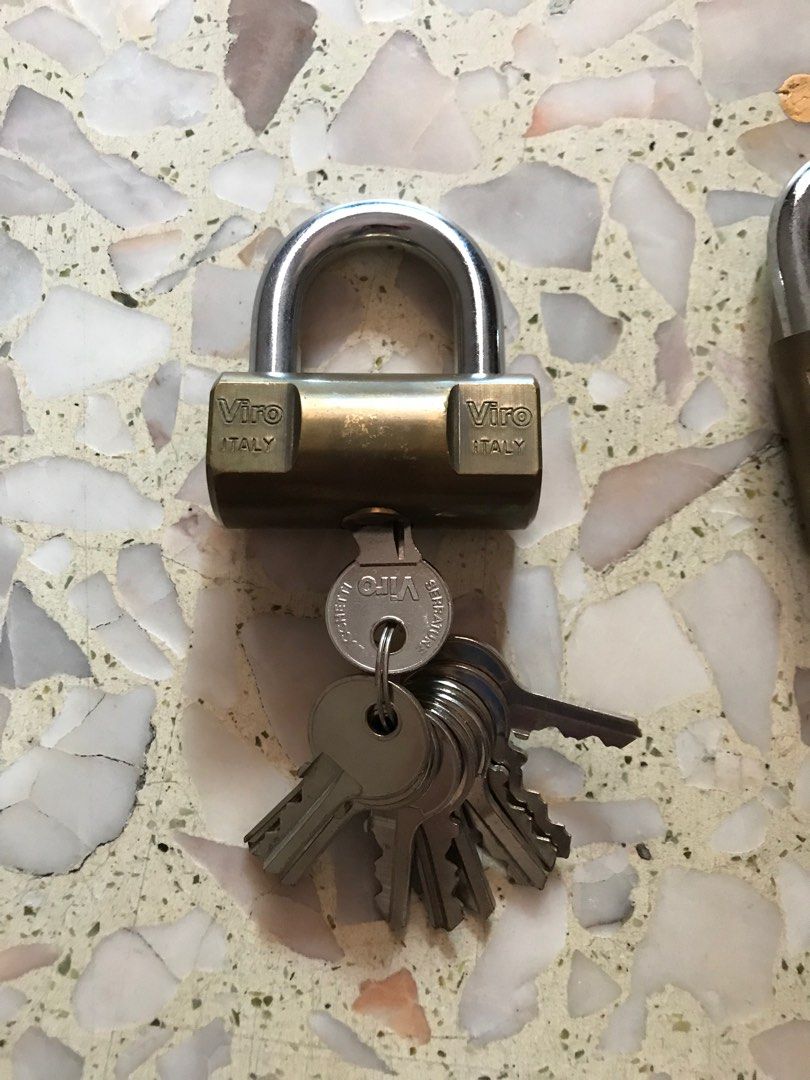 Door lock pad lock, Furniture & Home Living, Security & Locks, Locks