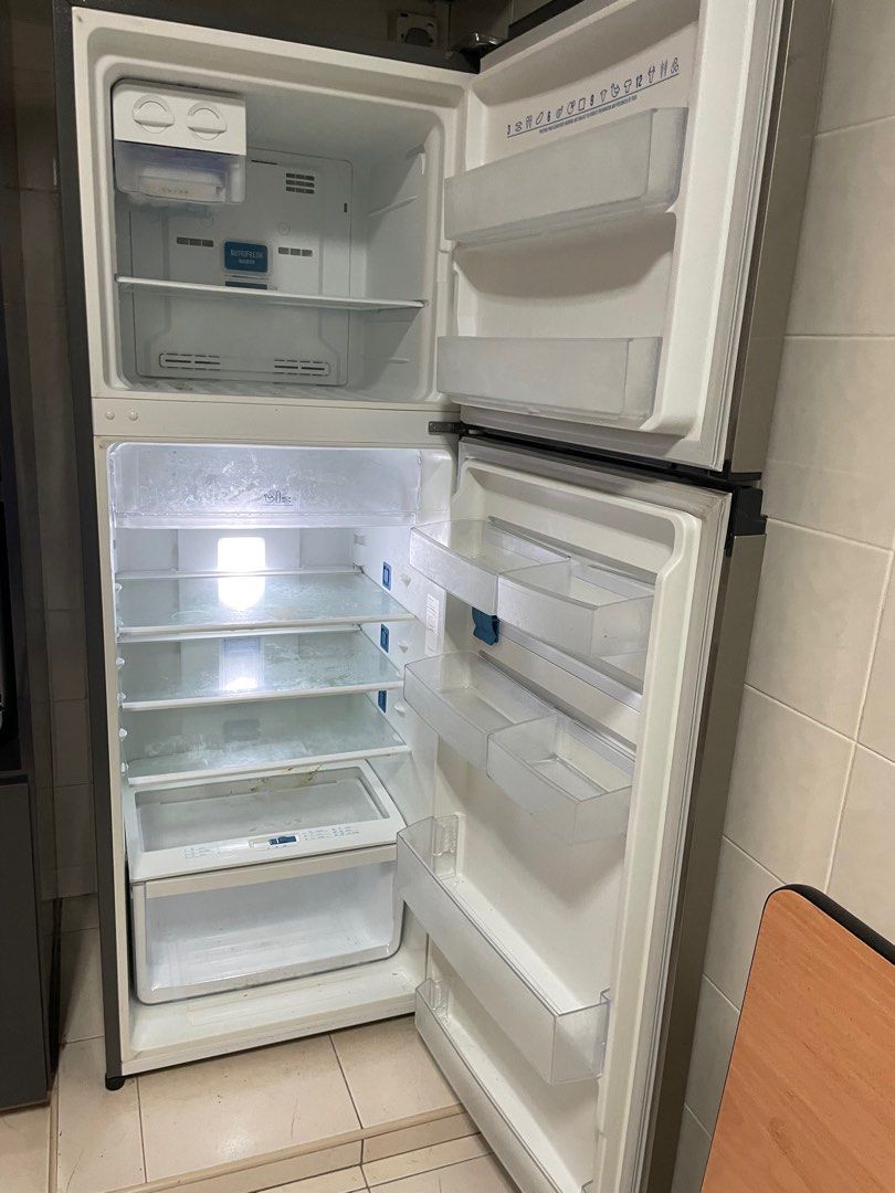 Electrolux Fridge-Freezer, TV & Home Appliances, Kitchen Appliances ...