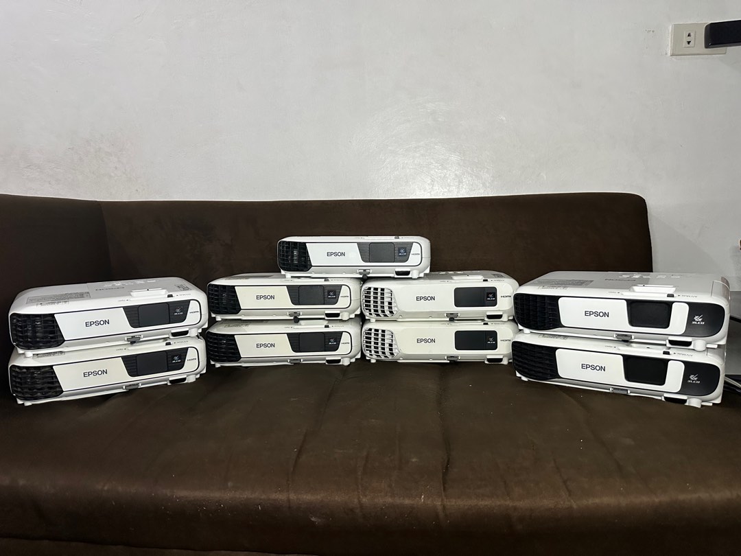 EPSON PROJECTORS FOR SALE, TV & Home Appliances, TV & Entertainment