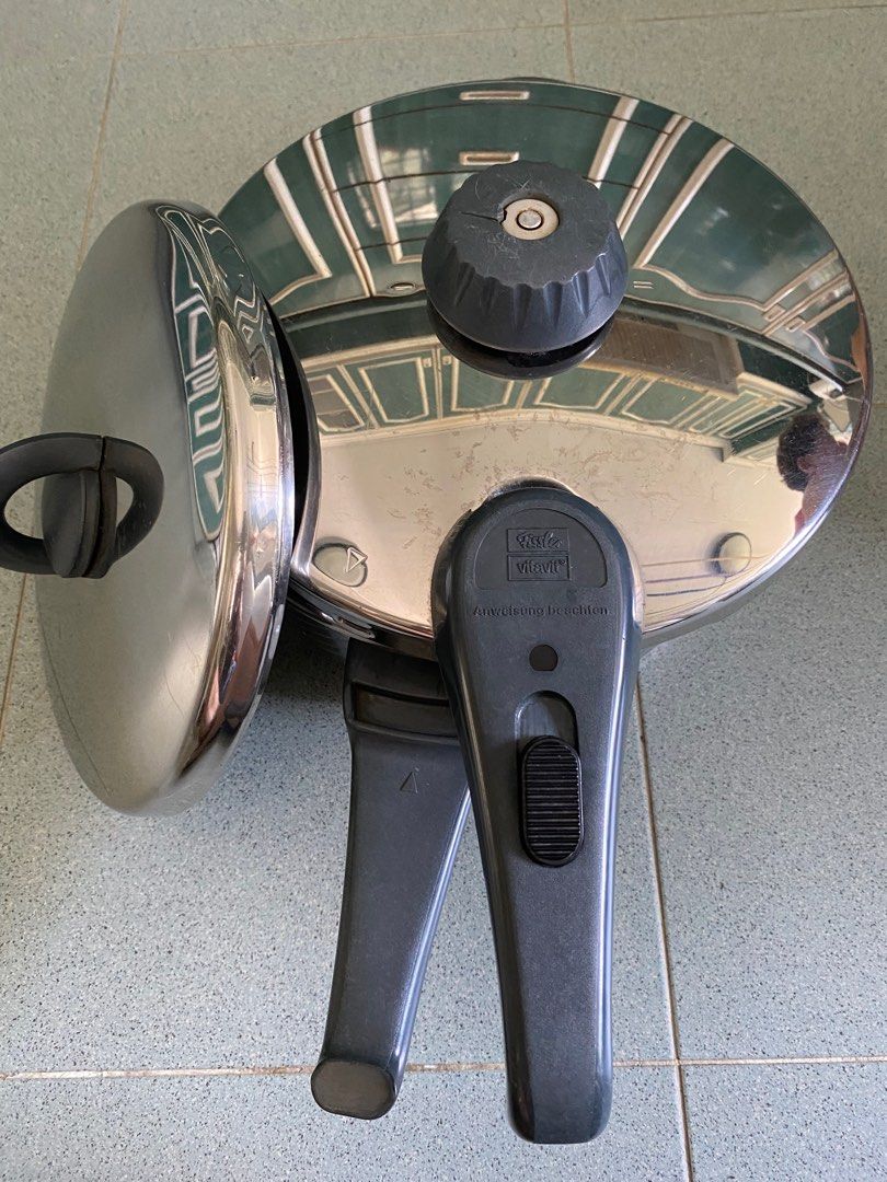 Fissler Pressure cooker, TV & Home Appliances, Kitchen Appliances