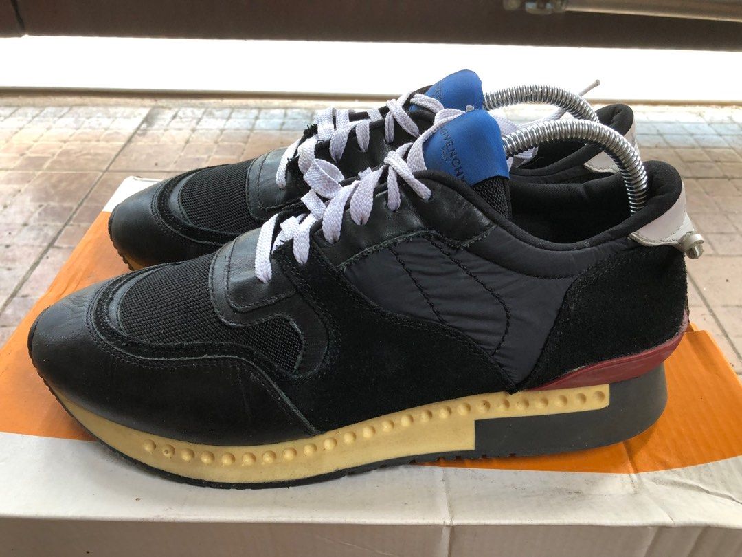 Givenchy active discount runner sneakers
