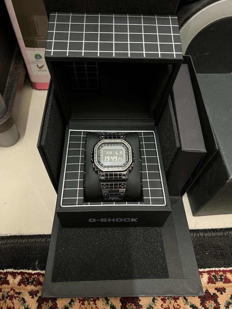 G shock top tron