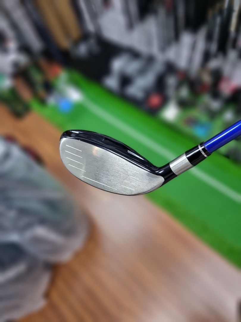 Honma hybrid, Sports Equipment, Sports & Games, Golf on Carousell