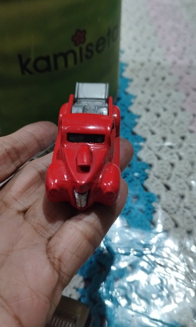 Hot wheels 1997 (Category: Vehicle & Diecast Models) located in Quezon City. Submitted by rosapage (Listing ID 1221180115, Image 2). Description: good condition.
