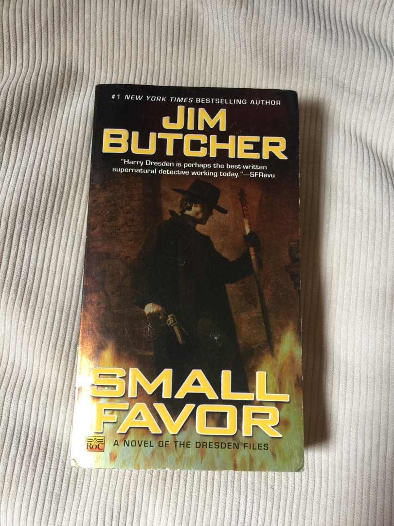Jim Butcher Small Favor on Carousell