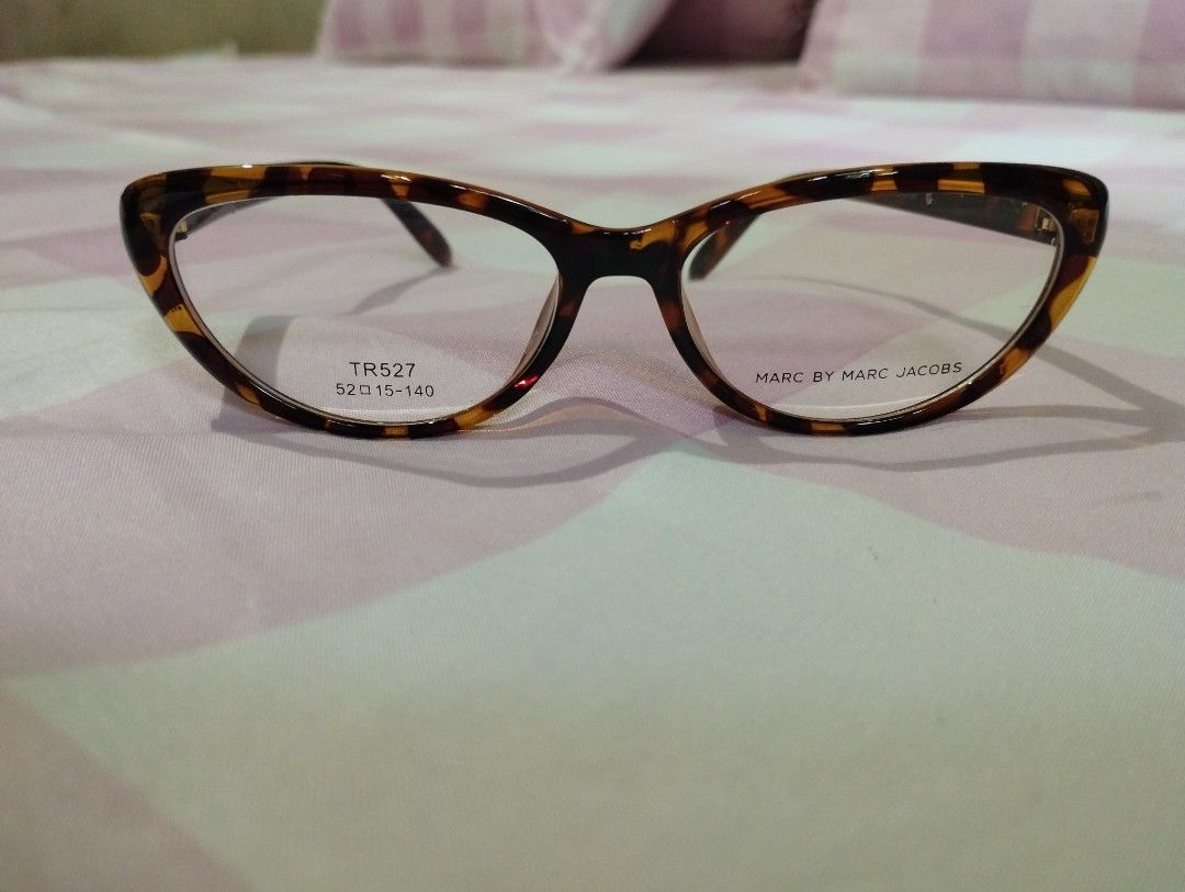 Kacamata Marc Jacobs - Fesyen Wanita