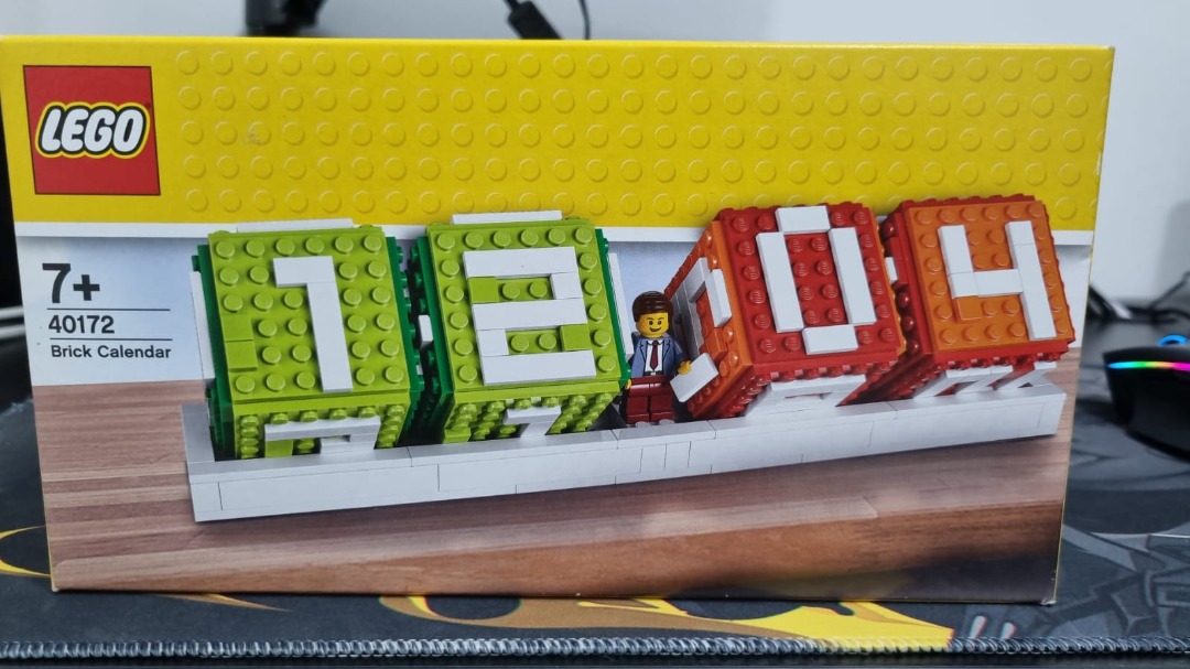 Lego brick sale calendar
