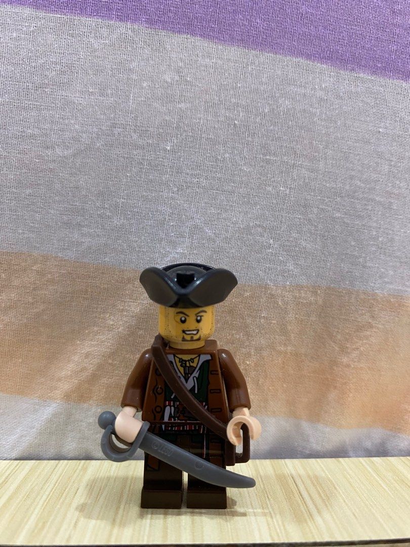 Lego pirates of clearance the caribbean figures