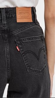 (Category: ) located in . Submitted by closetdiscount (Listing ID 1221176446, Image 1). Description: .