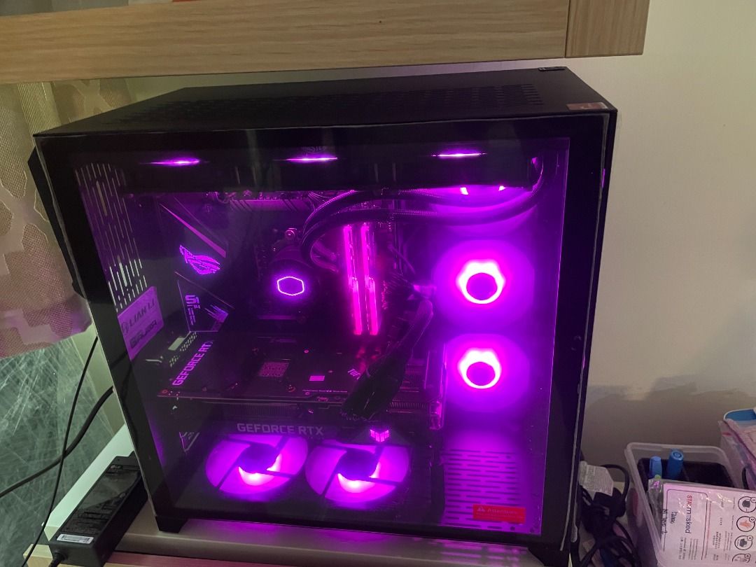 Lian Li O11 Dynamic Black Computer Case, Computers & Tech, Desktops on