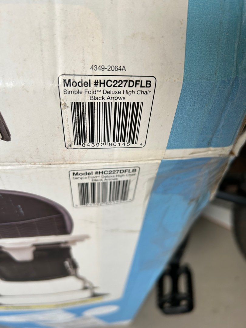 Cosco simple fold sales high chair black arrows
