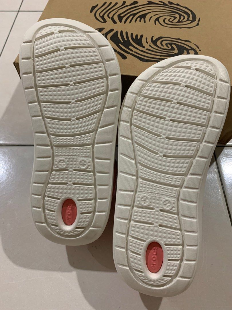 Crocs store 23 cm