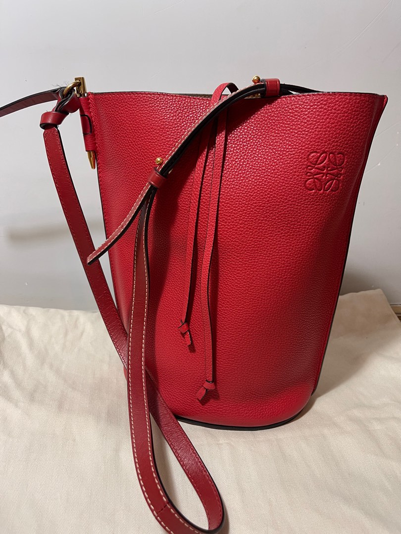 Loewe gate bucket discount