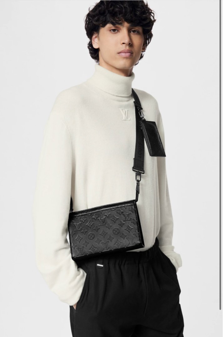 Louis Vuitton Gaston Wearable Wallet Review 