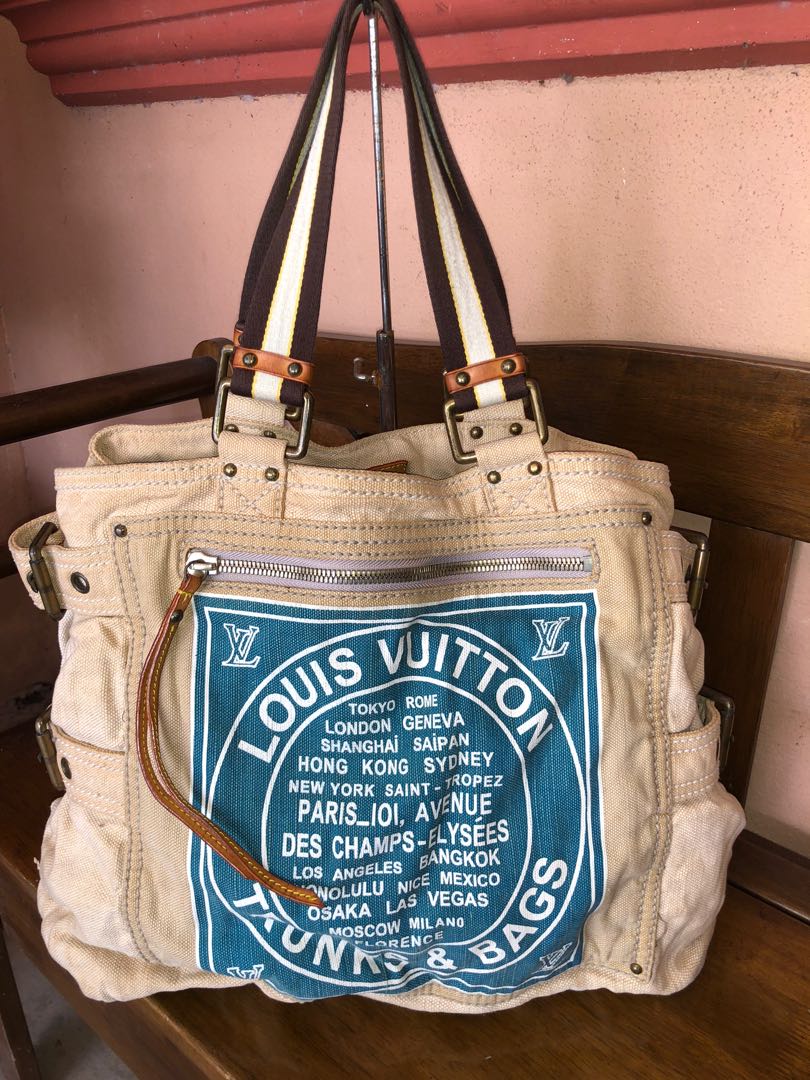 Louis vuitton trunks and bags canvas tote 2025