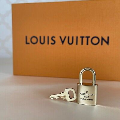Louis Vuitton Brass Lock & Key Set - Gold Bag Accessories, Accessories -  LOU792330