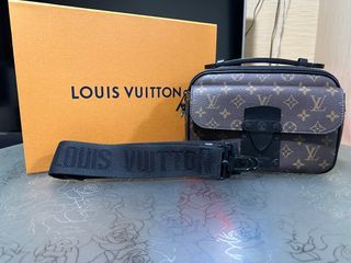 LV S LOCK BELT POUCH MM (M68549), Luxury, Bags & Wallets on Carousell