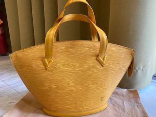 LOUIS VUITTON ST JACQUES PM EPI ( 💯 % Authentic)