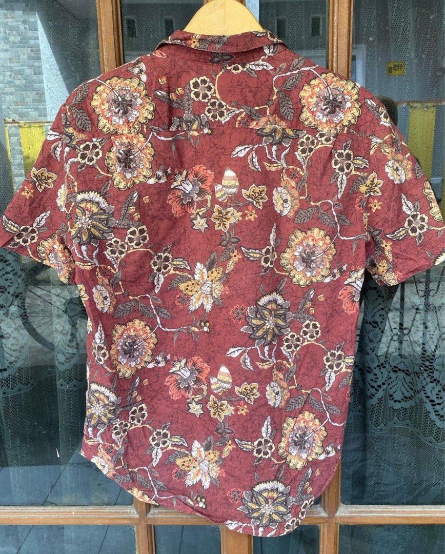 Mango shirt, Fesyen Wanita, Pakaian Wanita, Atasan di Carousell