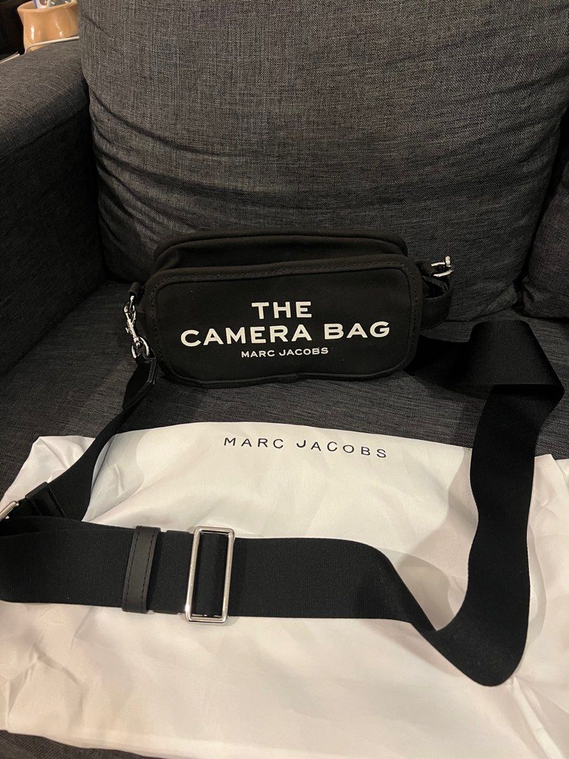 Marc Jacobs Camera Bag, Luxury, Bags & Wallets on Carousell