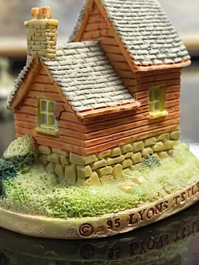 Recycled sales miniature house