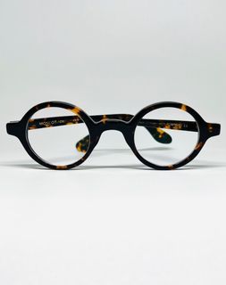 MOSCOT ORIGINALS Col. Tortoise Frame Kacamata Preloved Authentic  Size 42 28 145 condition 75% Lensa (-) bisa ganti sendiri seusai kebutuhan masing2 Box pengganti