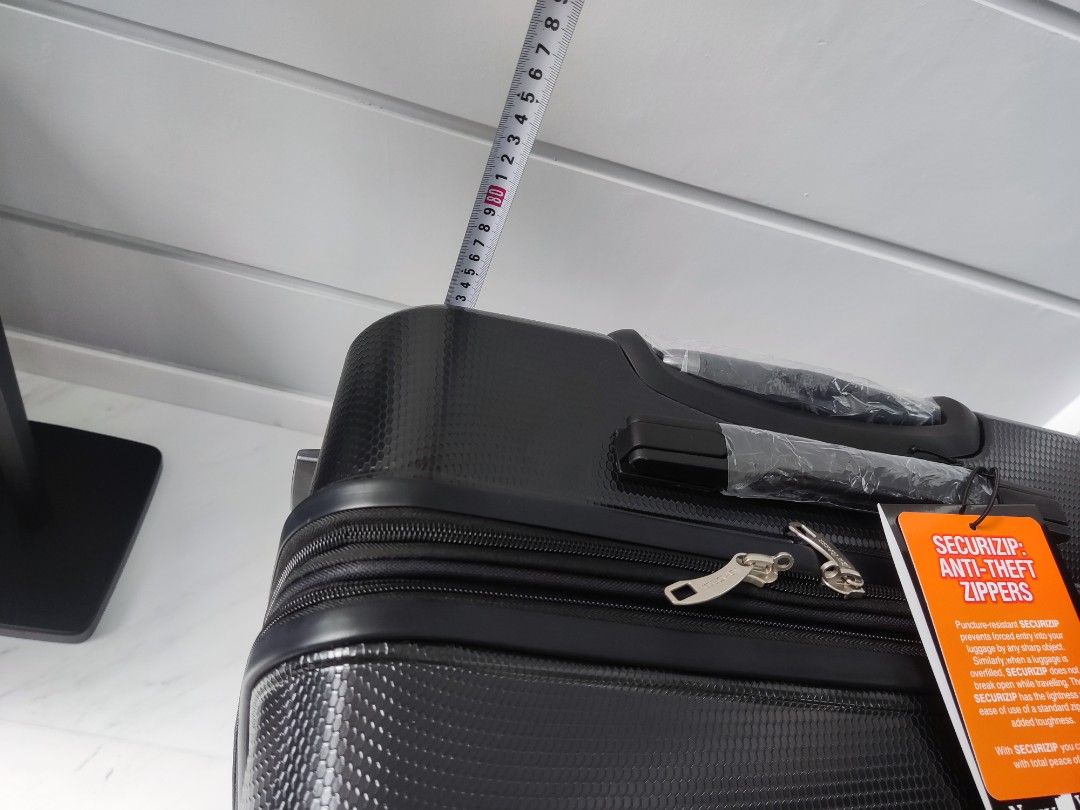 New Yorker luggage 28, Hobbies & Toys, Travel, Luggage on Carousell