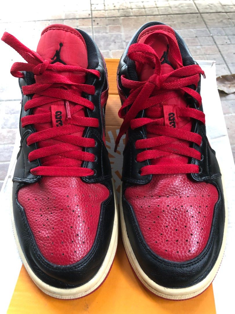 aj1 red and black