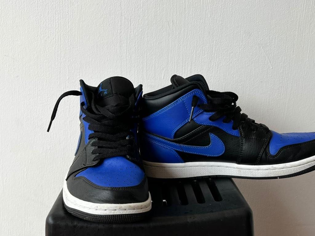 Air jordan blue on sale black