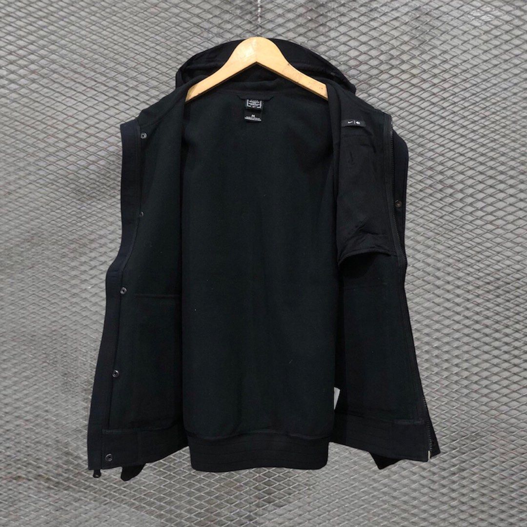 softshell nike jacket