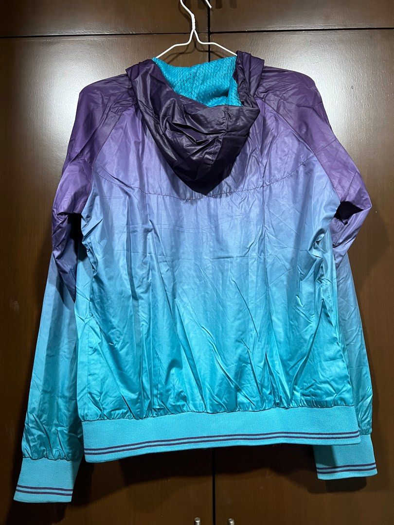 Nike windbreaker jacket Women s Fashion Coats Jackets and