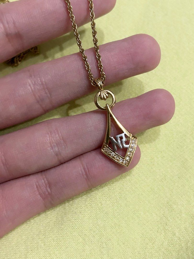 Nina Ricci Necklace (Category: Necklaces) located in Los Banos. Submitted by chezka024 (Listing ID 1221263478, Image 1). Description: 💯 Authentic Japan Nina Ricci Gold plated necklace In super excellent condition 😍 Payment First J&t Courier.