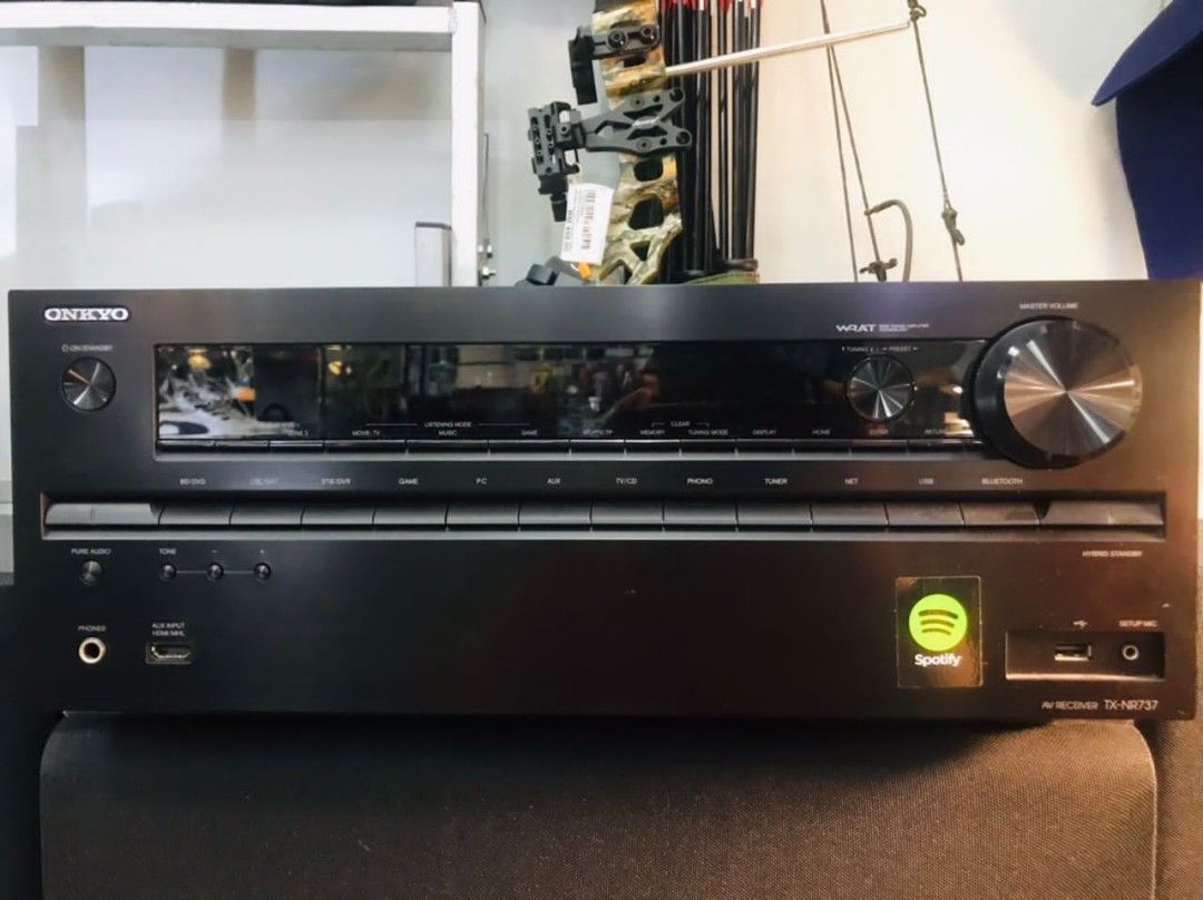 Onkyo TXNR737 with Paradigm atom monitor S7 5.1 Speakers, Audio