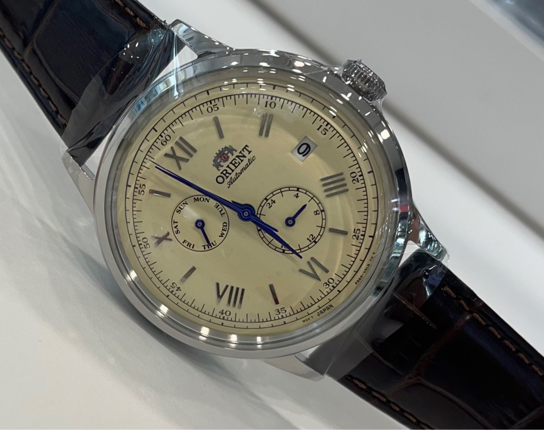 Orient Bambino Version 8 Automatic Day/Date RA AK0702Y S$399 Luxury