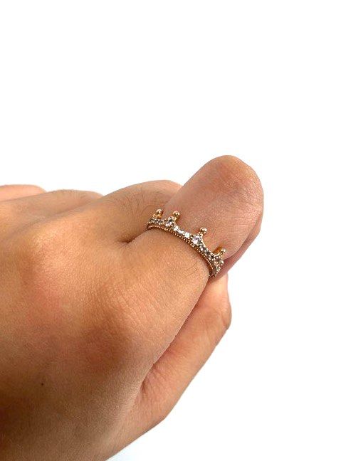 Enchanted crown pandora ring top
