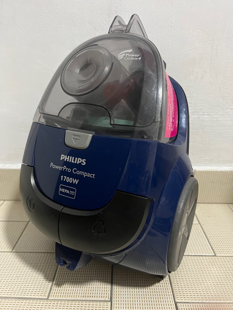Philips vacuum cleaner FC8471, TV & Home Appliances, Vacuum Cleaner ...