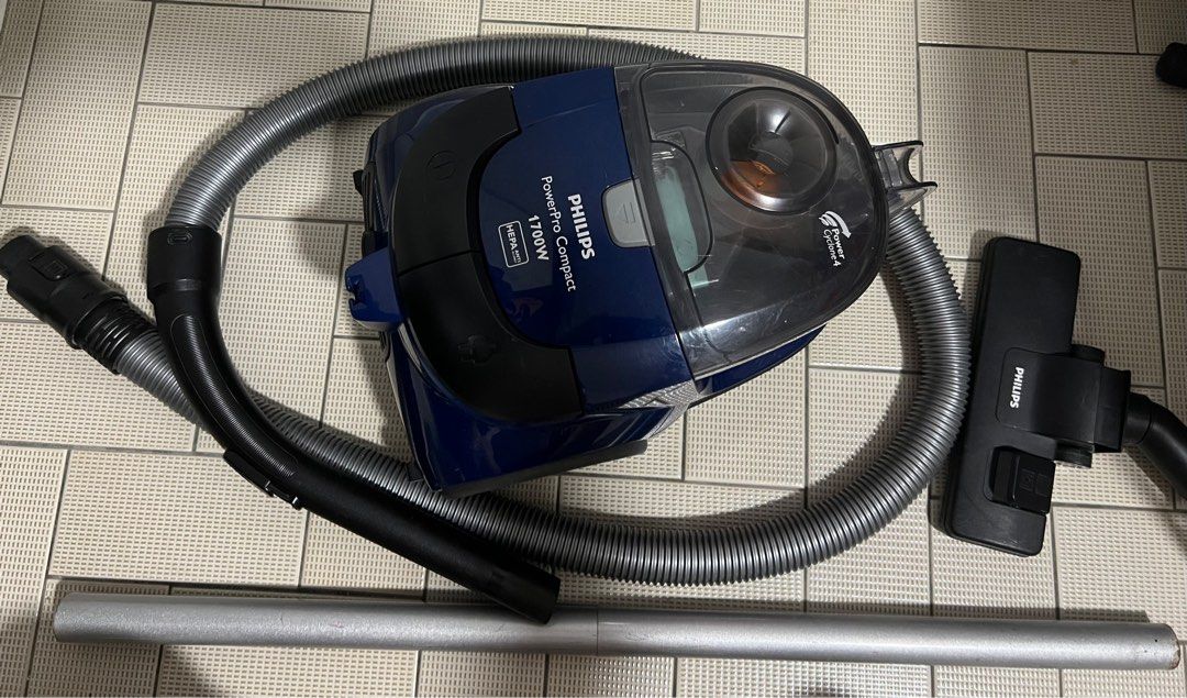 Philips vacuum cleaner FC8471, TV & Home Appliances, Vacuum Cleaner ...