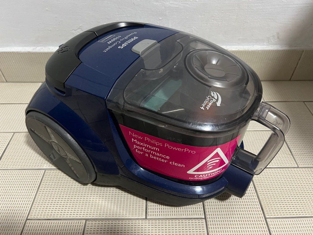 Philips vacuum cleaner FC8471, TV & Home Appliances, Vacuum Cleaner ...