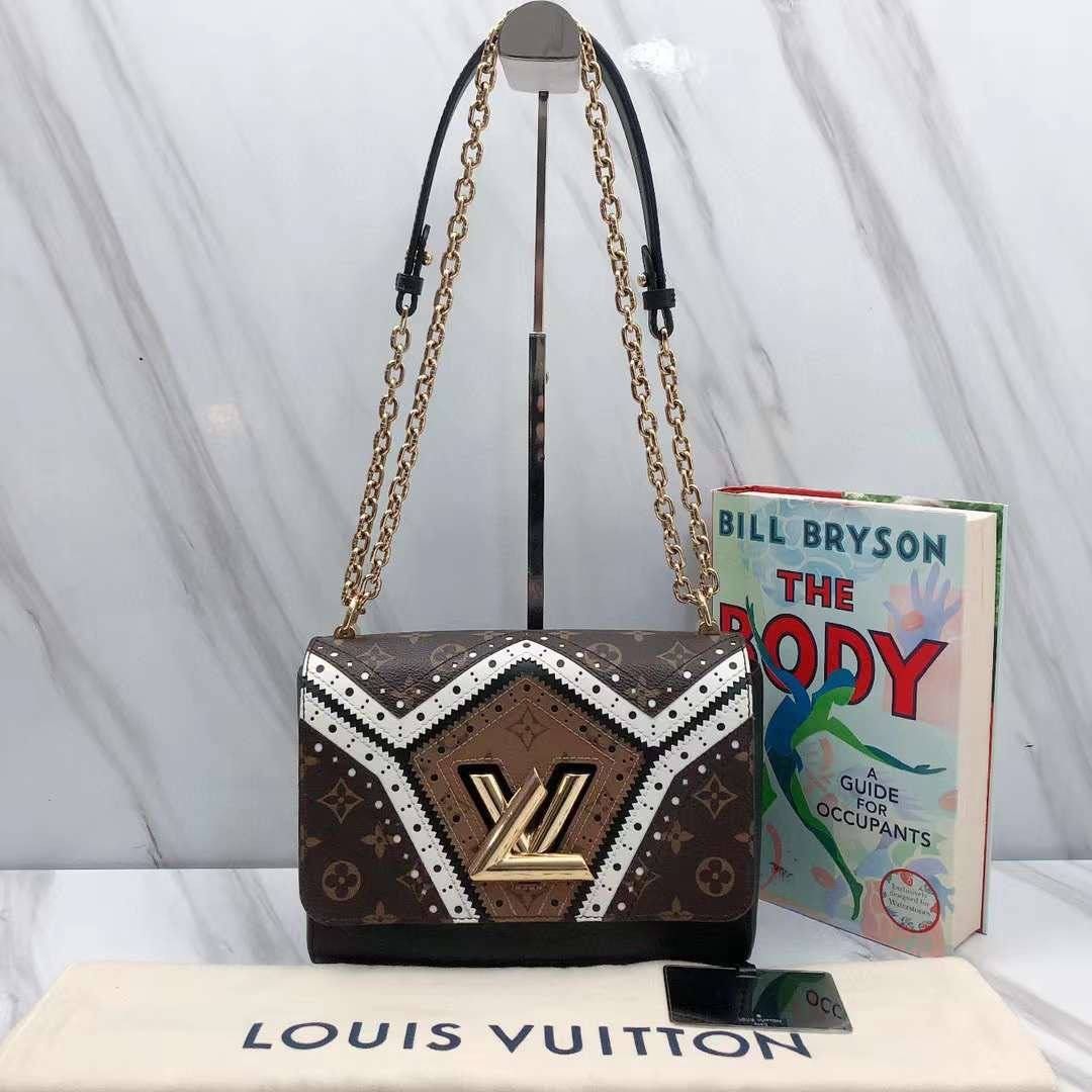 Lv Twist BB One Handle in Beige, Luxury, Bags & Wallets on Carousell