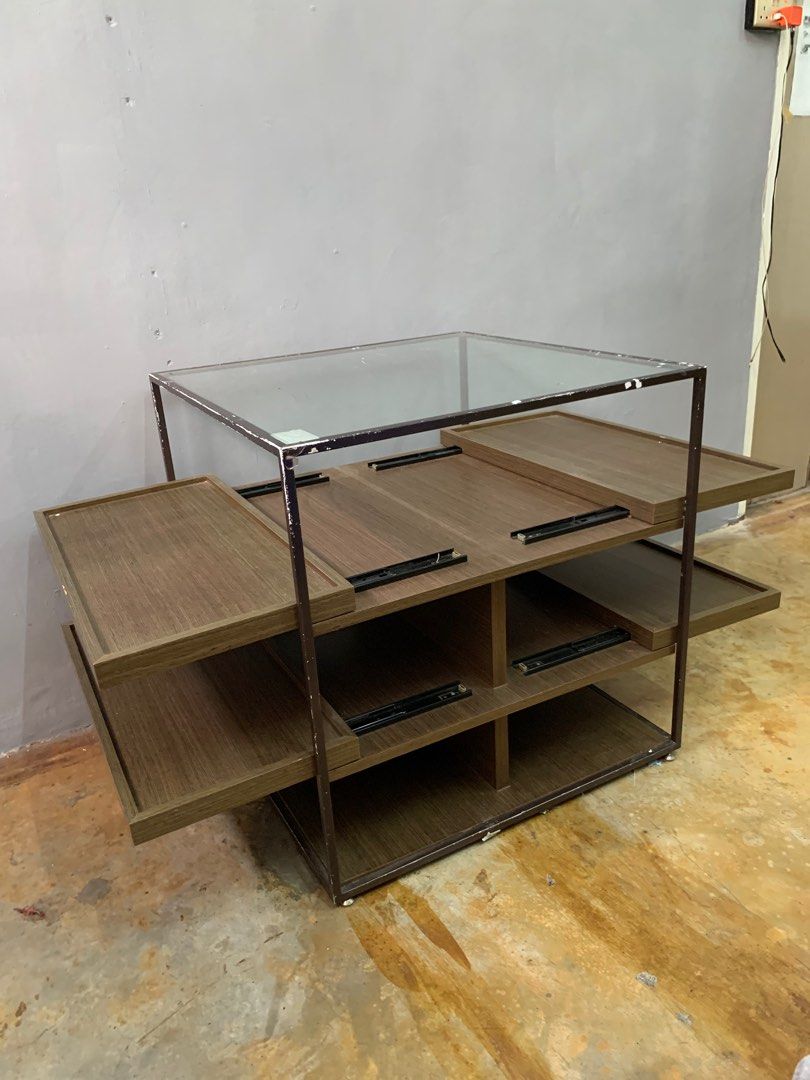 Retail display gondola case solid shelves, Furniture