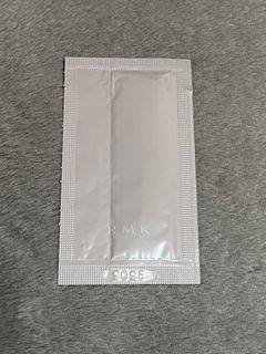 RMK Skin Tint 01 SPF 20 PA++ 水感透亮潤色霜 01 試用裝 1g