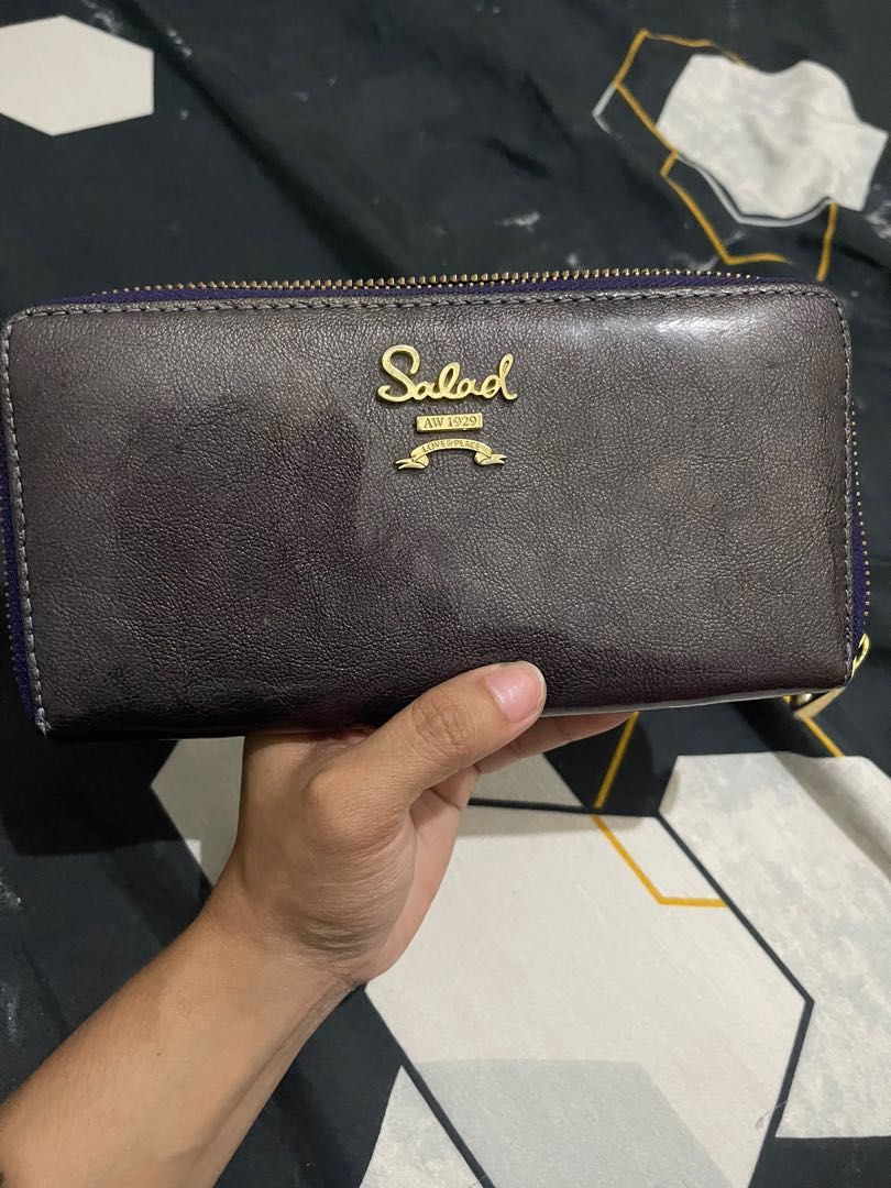 Salad Long Wallet (Category: Wallets & Card holders) located in Cebu City. Submitted by iamish_items (Listing ID 1221217720, Image 2). Description: RFS: Declutter.