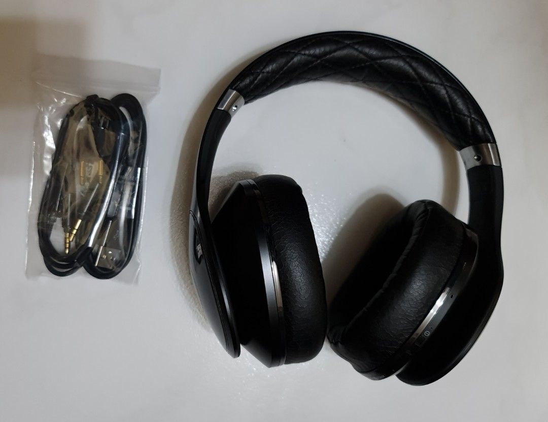 Samsung Level Over Headset, Audio, Headphones Headsets on Carousell