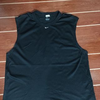 (Category: ) located in . Submitted by thriftnilablab (Listing ID 1221154469, Image 1). Description: .