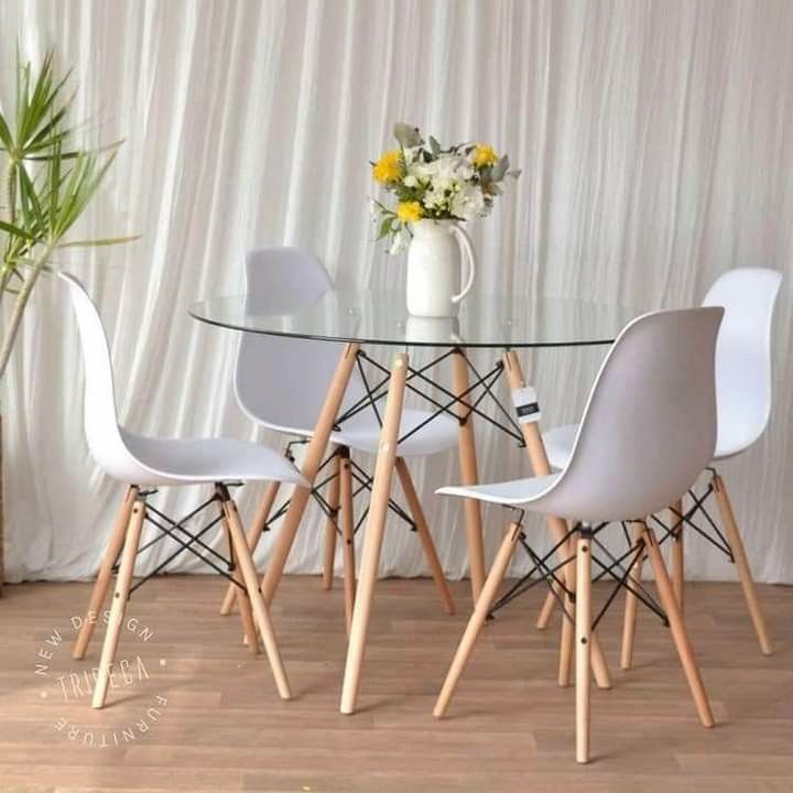 Scndi glass table (Category: Tables & Sets) located in Manila. Submitted by minidivisoria (Listing ID 1221126390, Image 2). Description: scandi glass table round 60cm/70cm available 60cm 1,900 70cm 2100 80cm 2,350 90cm 2,650 100cm 3100.