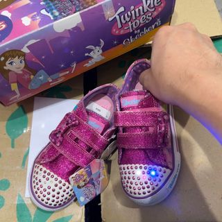 Sketchers twinkle toes light up blinking kids shoes sneakers