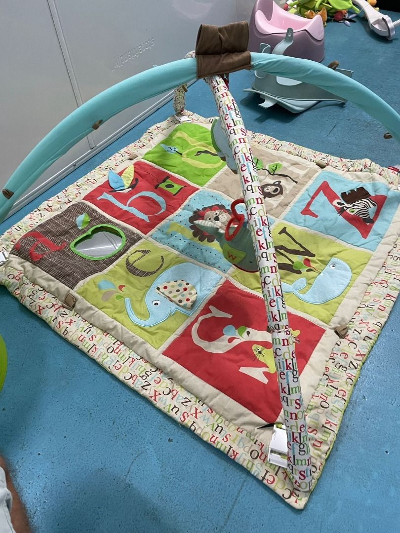 Skip hop alphabet zoo activity baby gym 2025