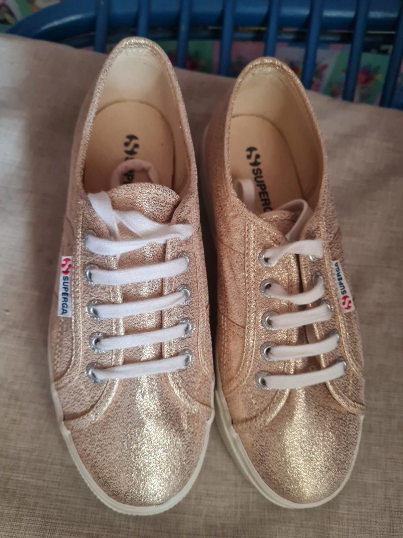 Superga shop gold 38